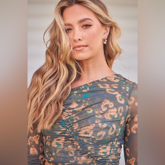 🎉LAST PIECE🎉Supernova Set in Dark Combo
Free People - Picture 9 of 10